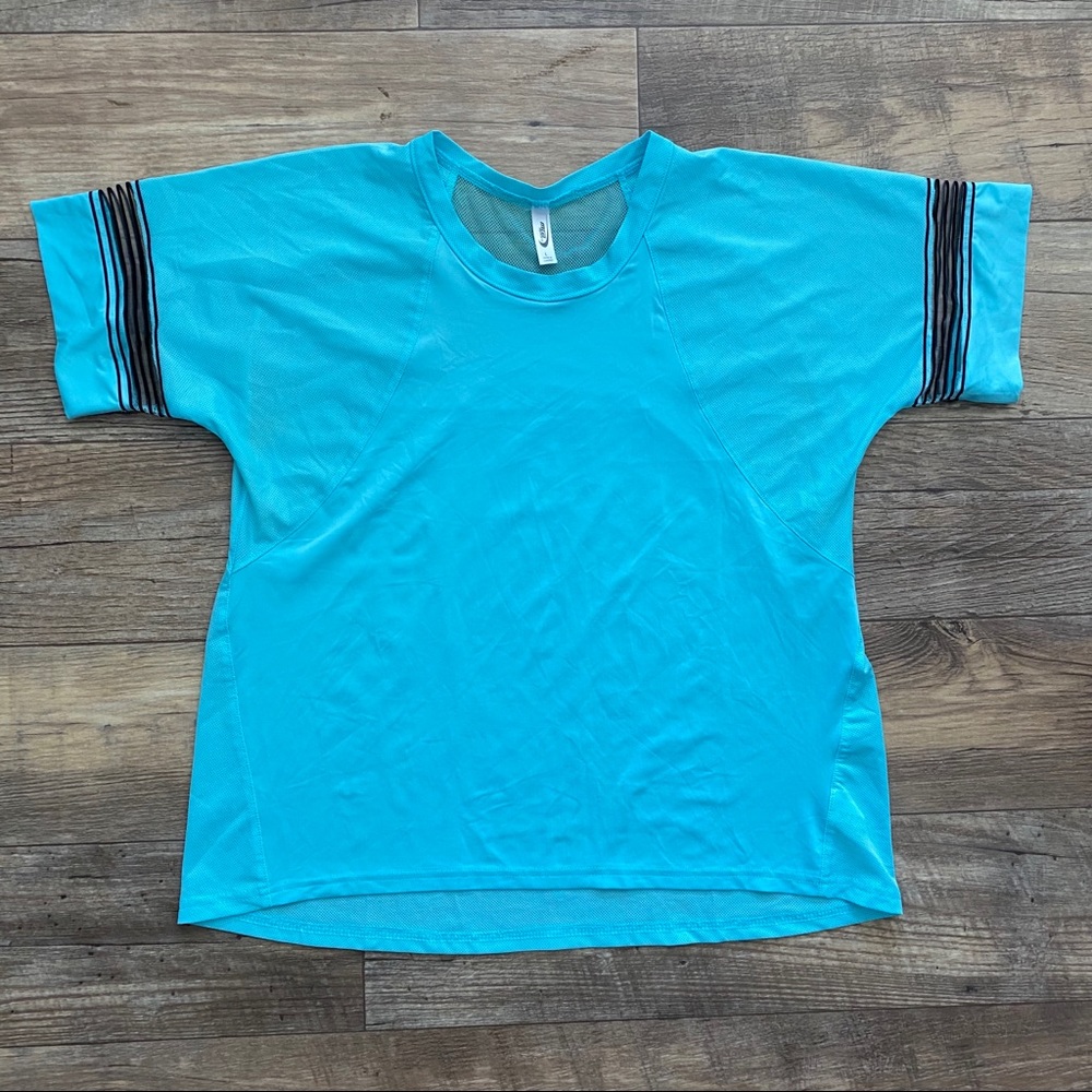 MTA Sport large blue mesh top